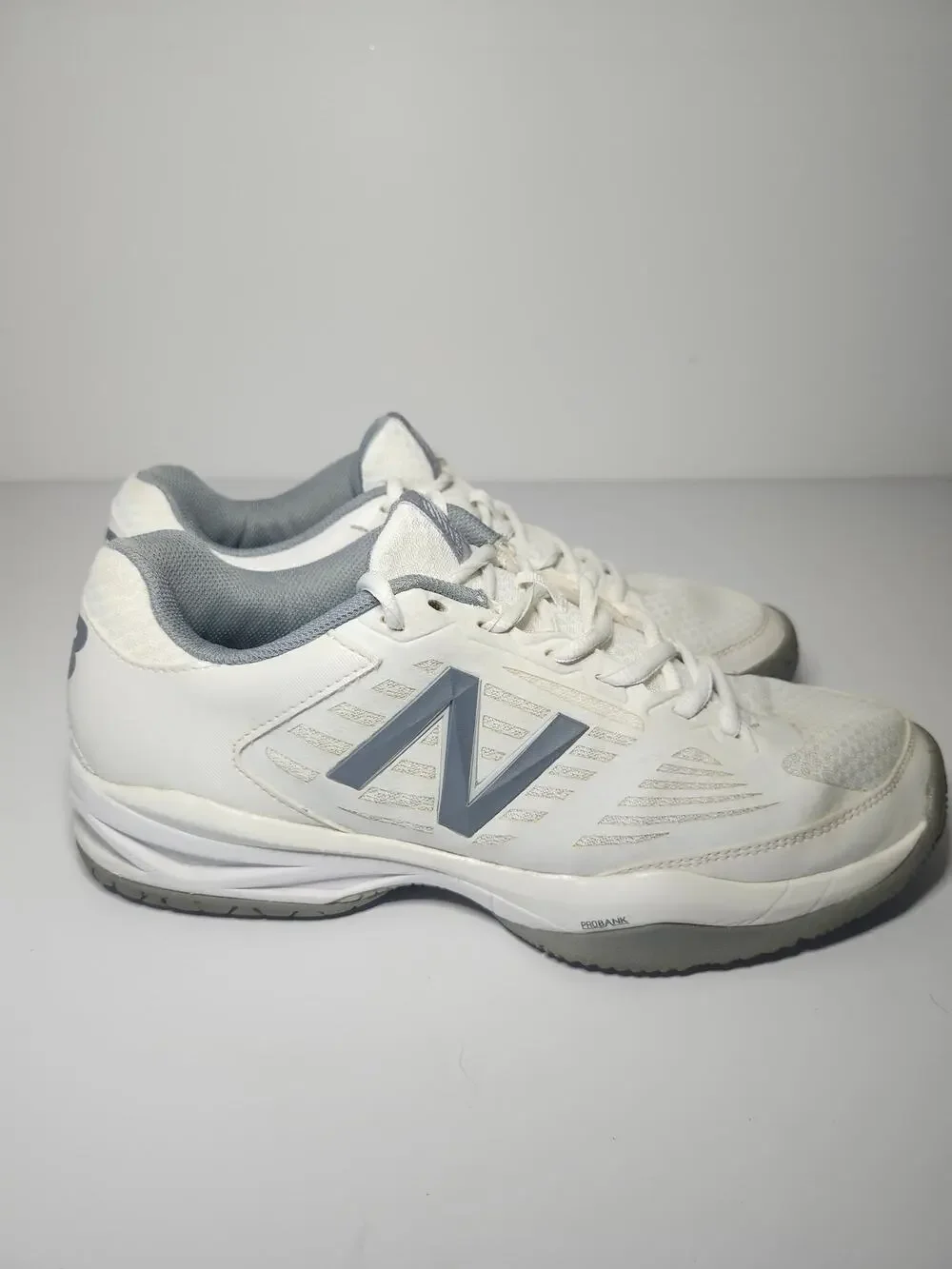 New Balance Women’s 896 Court Shoes White Grey Sz 10 Lace Up Athletic Support